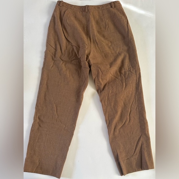 Corduroy Brown Pants with Relaxed Fit and Soft Texture - Picture 2 of 3
